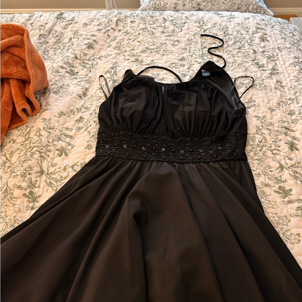 Jessica Howard Black Spaghetti Strap Evening Dress